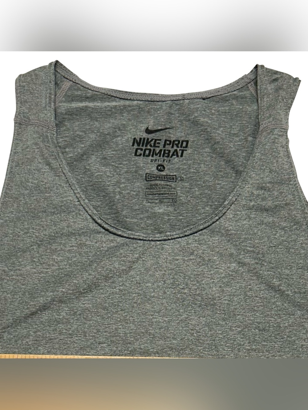 Nike Pro Mens Size XL Tank Top Compression Gym Running Training Activewear - Picture 4 of 8